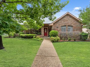 2500 Clearspring Dr N, Irving, TX 75063