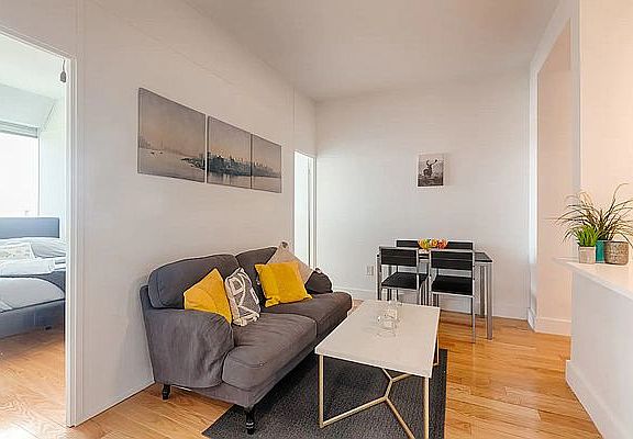 4th image of 56 Pine St #21C