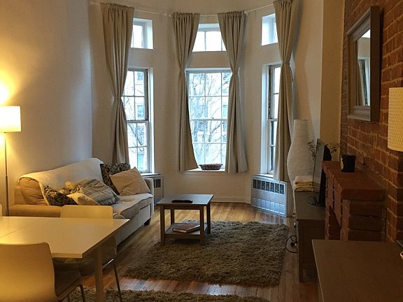 3rd image of 23 W 82nd St APT 2C