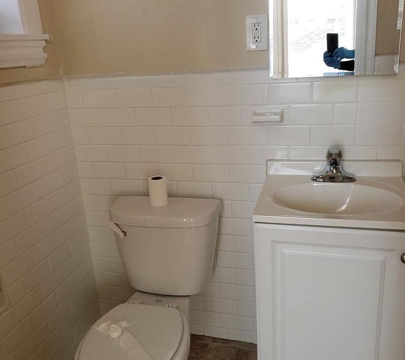 2nd image of 2500 N West St #1W