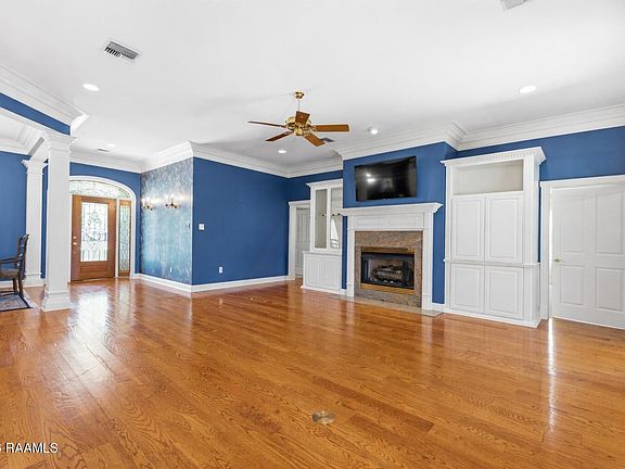 5th image of 1153 Bear Creek Cir