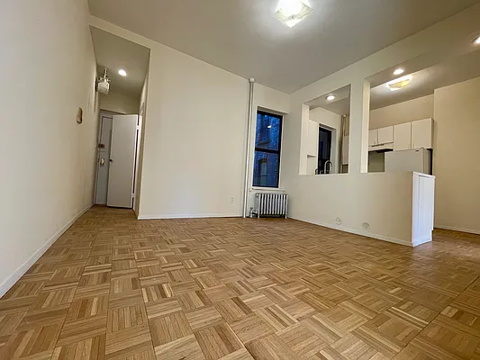 Rented by Building Equity Real Estate LLC | media 17