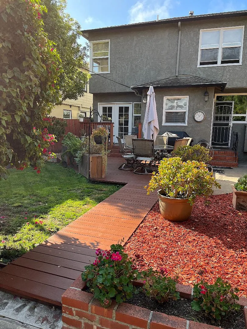 2 bed, 2.5 bath, 1490 sqft, $5,600 — Photo 3
