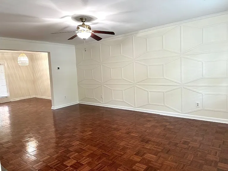 104 Carlyle Cir — Photo 5