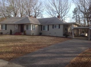 2103 Braddock Rd, Richmond, VA 23223