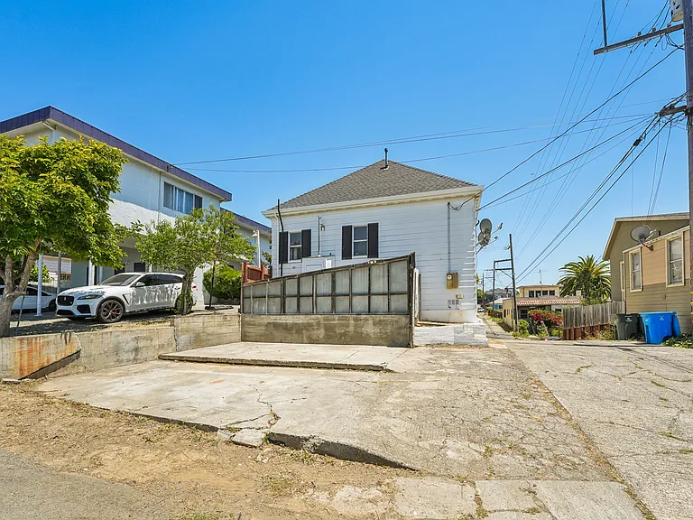 517 Branciforte St — Photo 75