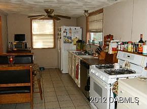 3rd image of 58 Malaga Ave
