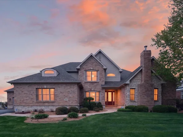 308 Castle Wynd Dr, Loves Park, IL 61111