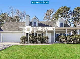 369 Hillridge Dr, Lawrenceville, GA 30046