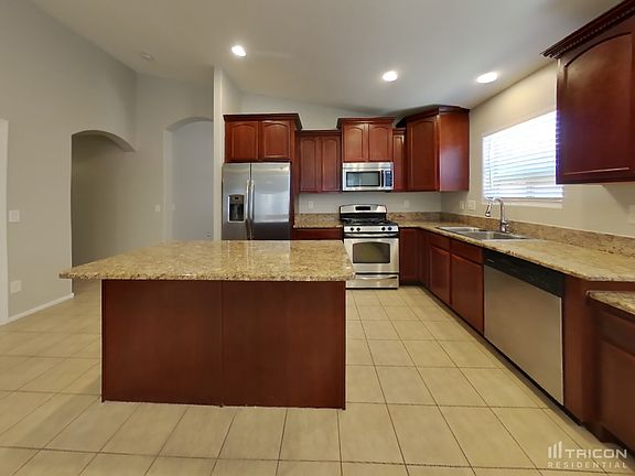 5th image of 28868 N Lazurite Way