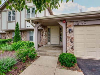 1261 Streamwood Ln #327, Vernon Hills, IL, 60061