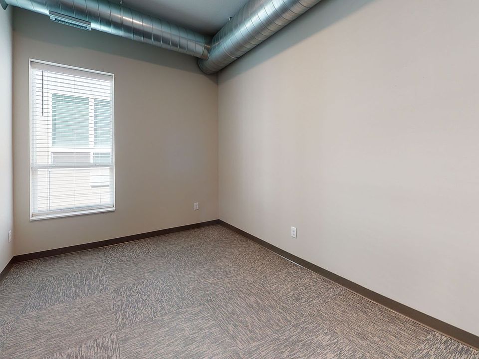 2nd image of 2622 Essex St SE APT 401
