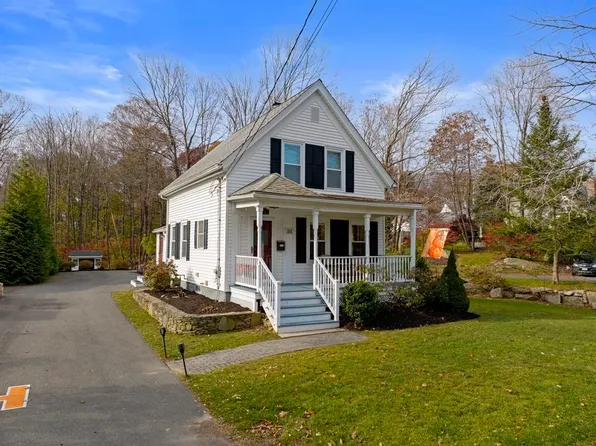 42 Ash St, Hopkinton, MA 01748