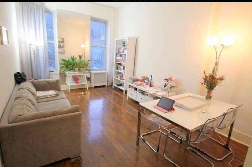 1st image of 971 Lexington Ave #33A