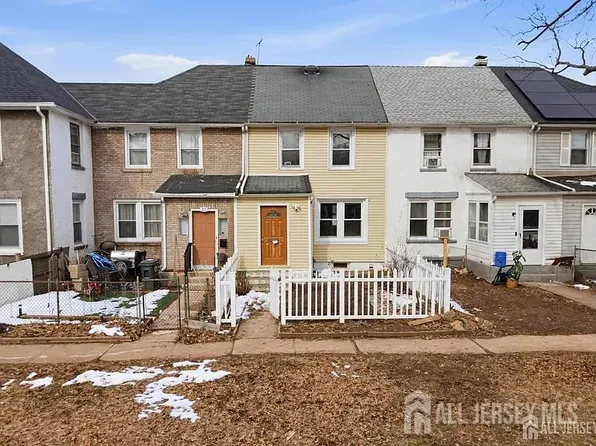 25 Langley Pl, New Brunswick, NJ 08901