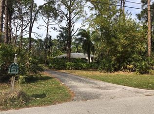 139 Center St, Naples, FL 34108