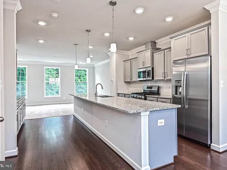4404 Fair Lakes Ct — Photo 13