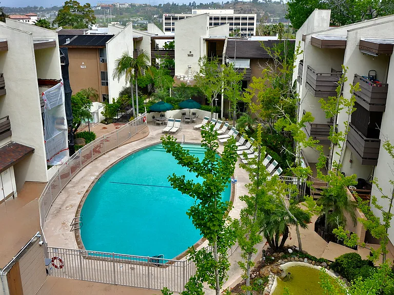 1621 Hotel Cir S #E304 — Photo 20