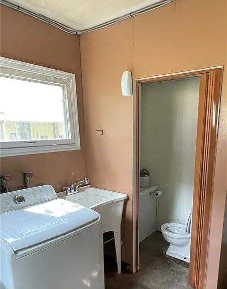 325 S Main St — Photo 15