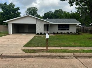 3815 Jennifer St, Alexandria, LA 71302