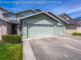3855 Dover Rdg APT 13, Medford, OR 97504