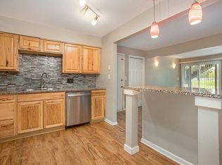 1880 Prairie Pkwy SW APT B, Wyoming, MI 49519