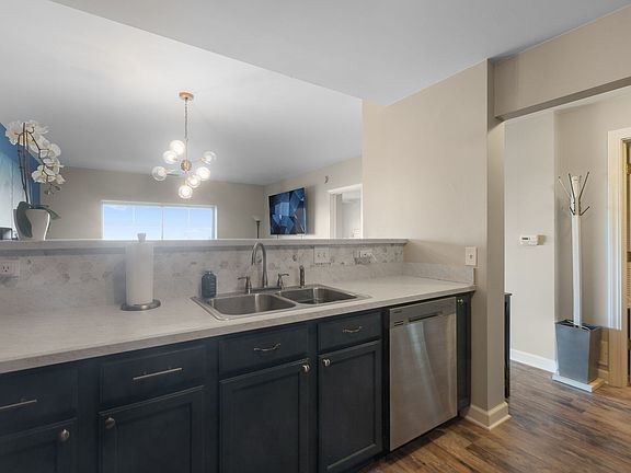 3rd image of 440 W Mahogany Ct Unit 608
