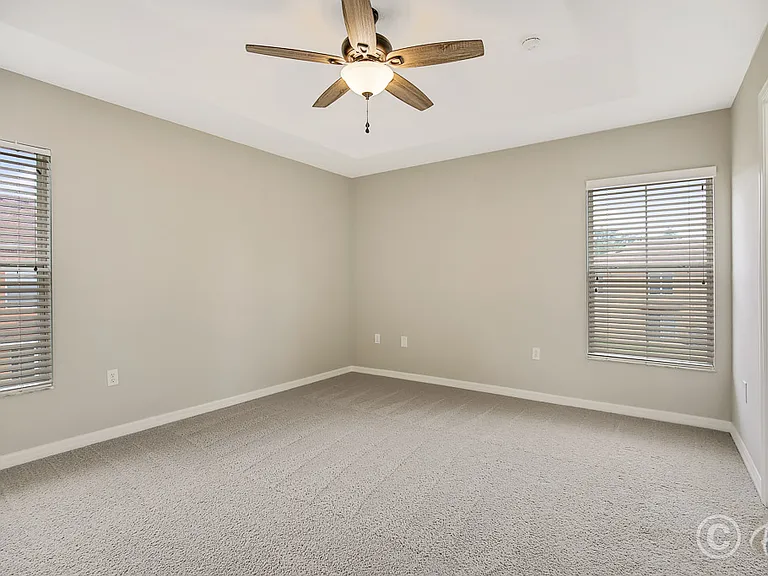 10831 Johanna Ave — Photo 15