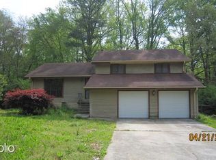 9030 Southcrest Ct, Jonesboro, GA 30238