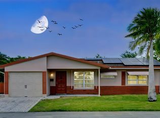 6517 NW 58th St, Tamarac, FL 33321