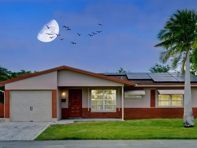 6517 NW 58th St, Tamarac, FL, 33321