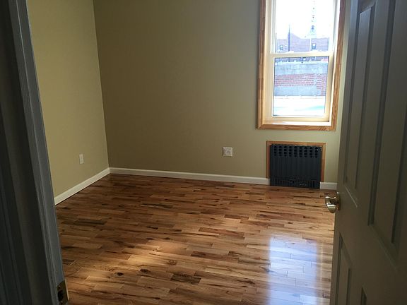 5th image of 1320 65th St #2R