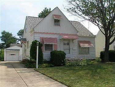 1st image of 387 E 329th St