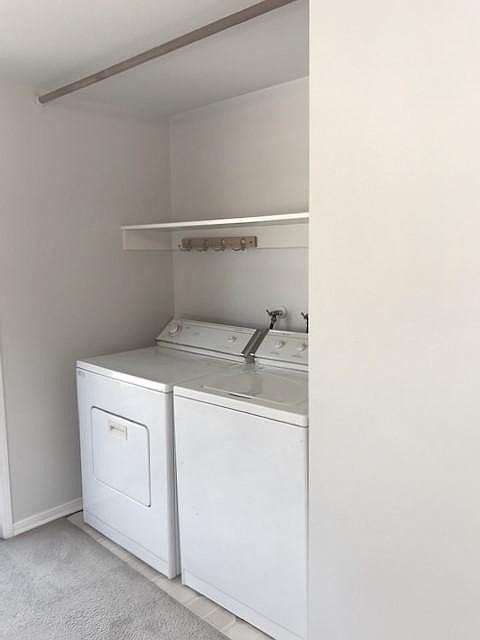 Washer/Dryer in den.