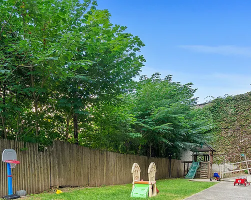 Sold by Compass | media 17