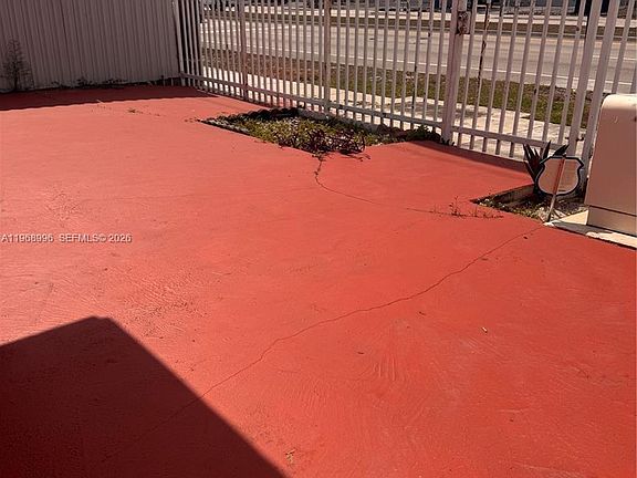 3rd image of 19317 NW 47th Ave