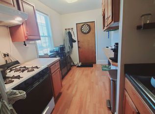 18 Home Ct APT 1, Stamford, CT 06902