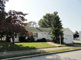 1001 Garver St, Roaring Spring, PA 16673