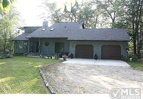3220 Farmbrook 005.JPG
