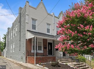 910 Barclay St, Chester, PA 19013