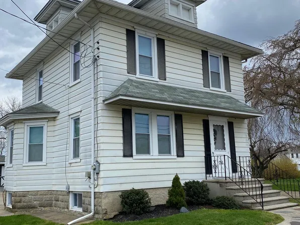 751 Hurffville Crosskeys Rd, Sewell, NJ 08080
