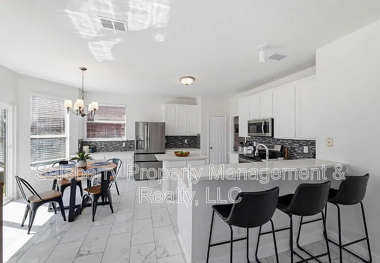 4943 Sunset Ridge Dr — Photo 8