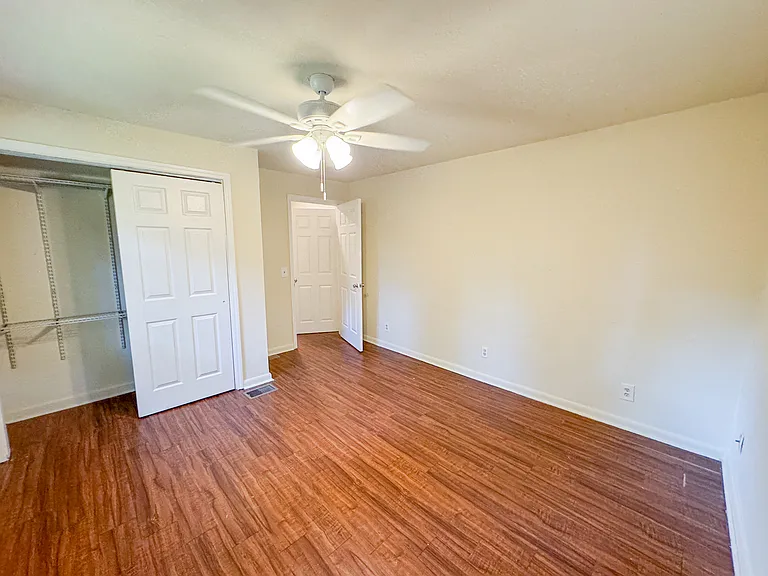 1601 Airport Dr — Photo 11
