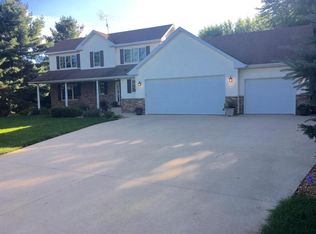7857 Cedar Crest Ln NW, Rochester, MN 55901