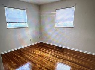 710 Hemlock Rd, Newport News, VA 23601