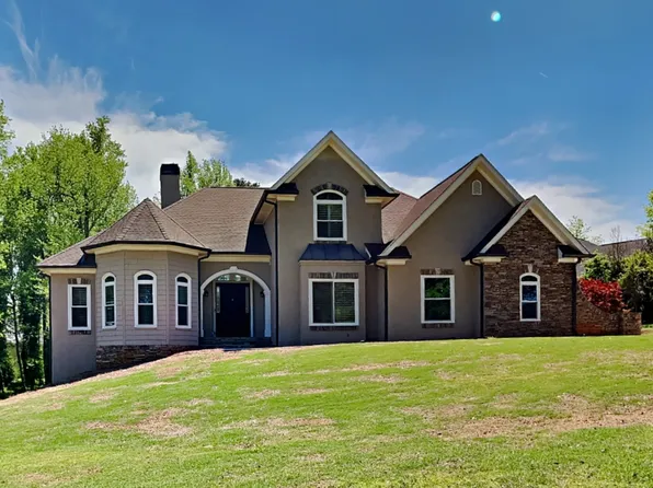 265 Castlewood Rd, Tyrone, GA 30290