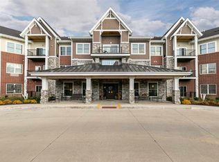 750 E Foster Rd #120, Iowa City, IA 52245