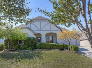 220 Parkview Dr, Aledo, TX 76008