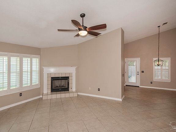 3rd image of 1264 Greystone Ln