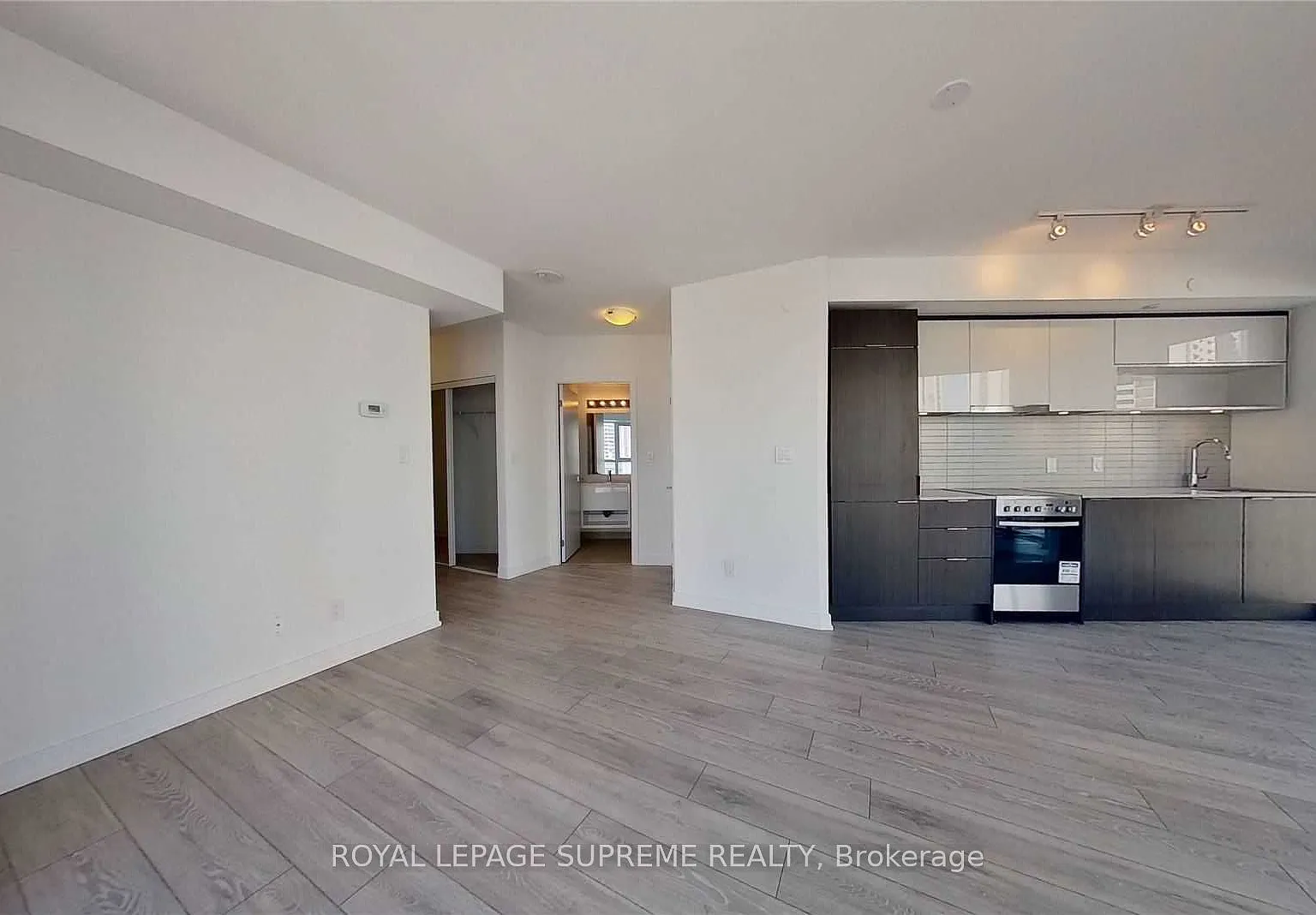 1 bed, $2,300 — Photo 3